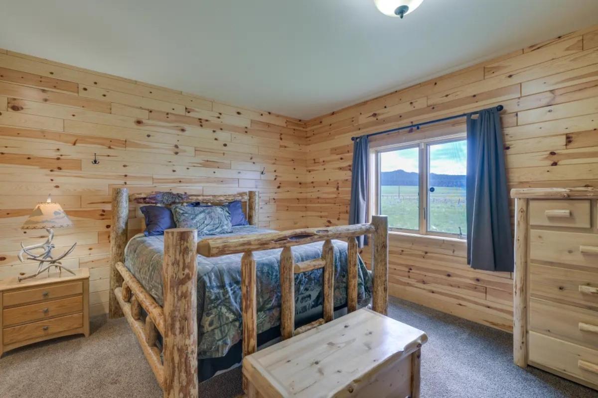 Sportsman Lodge Melrose Mt 巴提 外观 照片