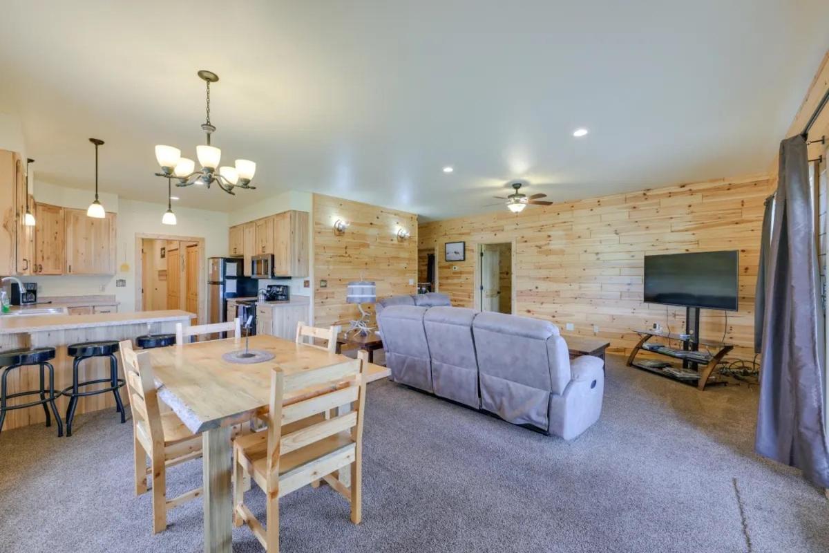 Sportsman Lodge Melrose Mt 巴提 外观 照片