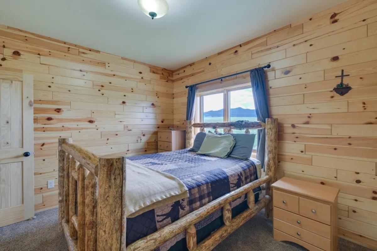 Sportsman Lodge Melrose Mt 巴提 外观 照片