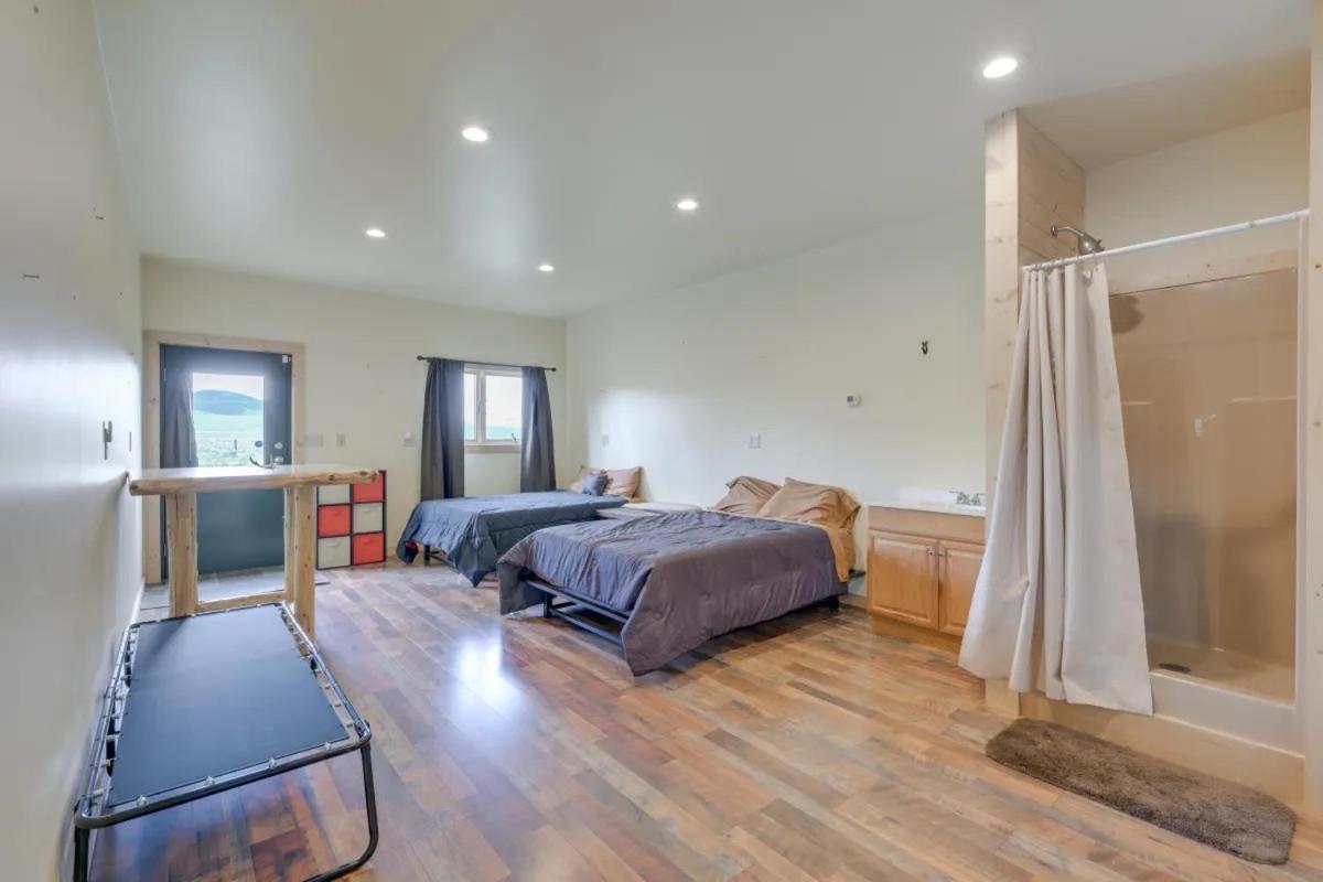 Sportsman Lodge Melrose Mt 巴提 外观 照片