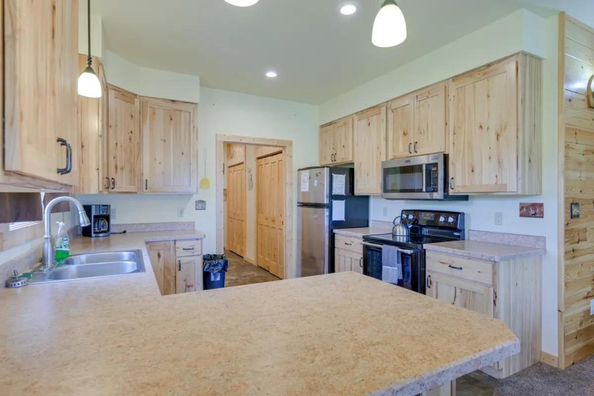 Sportsman Lodge Melrose Mt 巴提 外观 照片