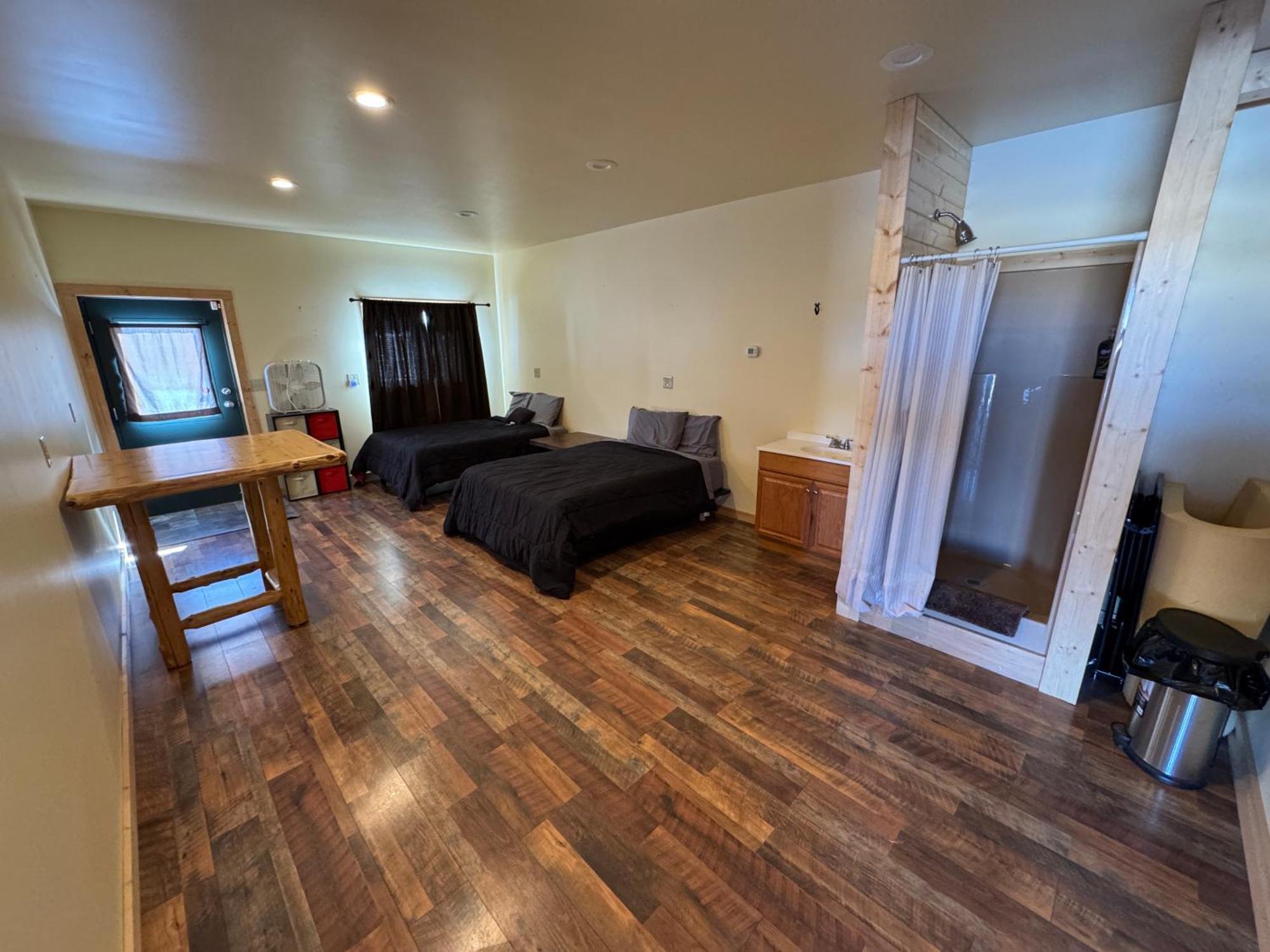 Sportsman Lodge Melrose Mt 巴提 外观 照片